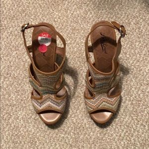 Lucky Brand wedge heel